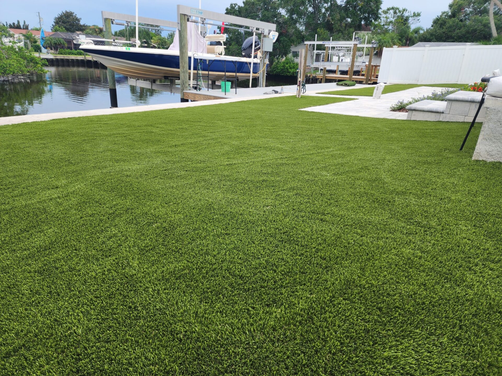 fake grass for residential home