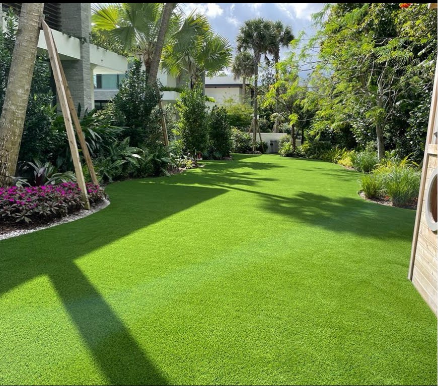 synthehtic grass installers